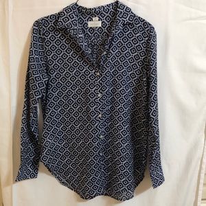 Ann Taylor Loft long sleeve button down size S